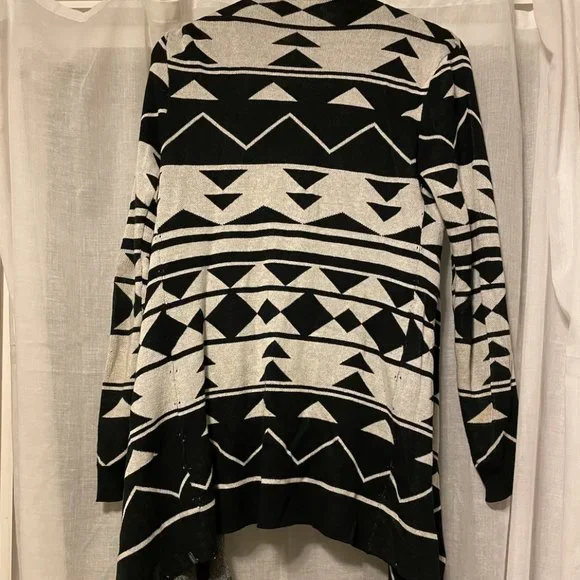 Volcom Cardigan (Small) - Picture 2 of 2